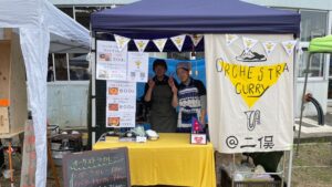 地域イベントで提供されるカレー